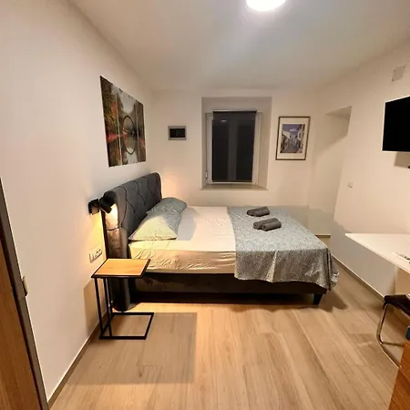 Old City *** Apartment Pula