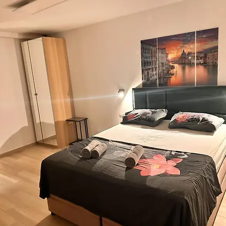 Old City *** Apartment Pula